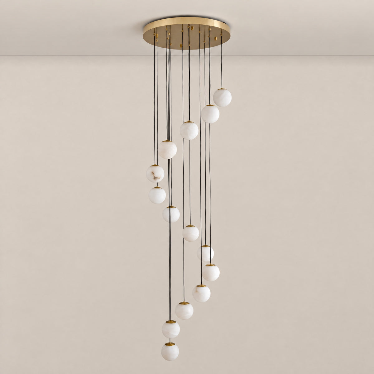 14-Light Gold Natural Alabaster Staircase Chandelier – lights off