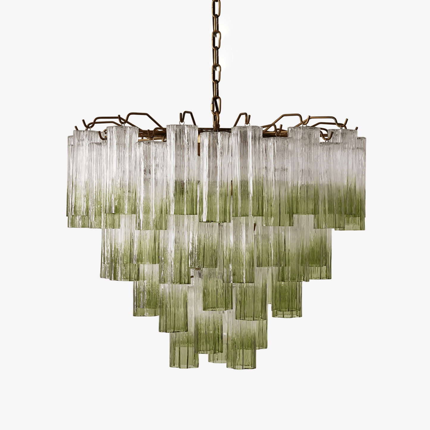 Chiara Chandelier - YIOSI