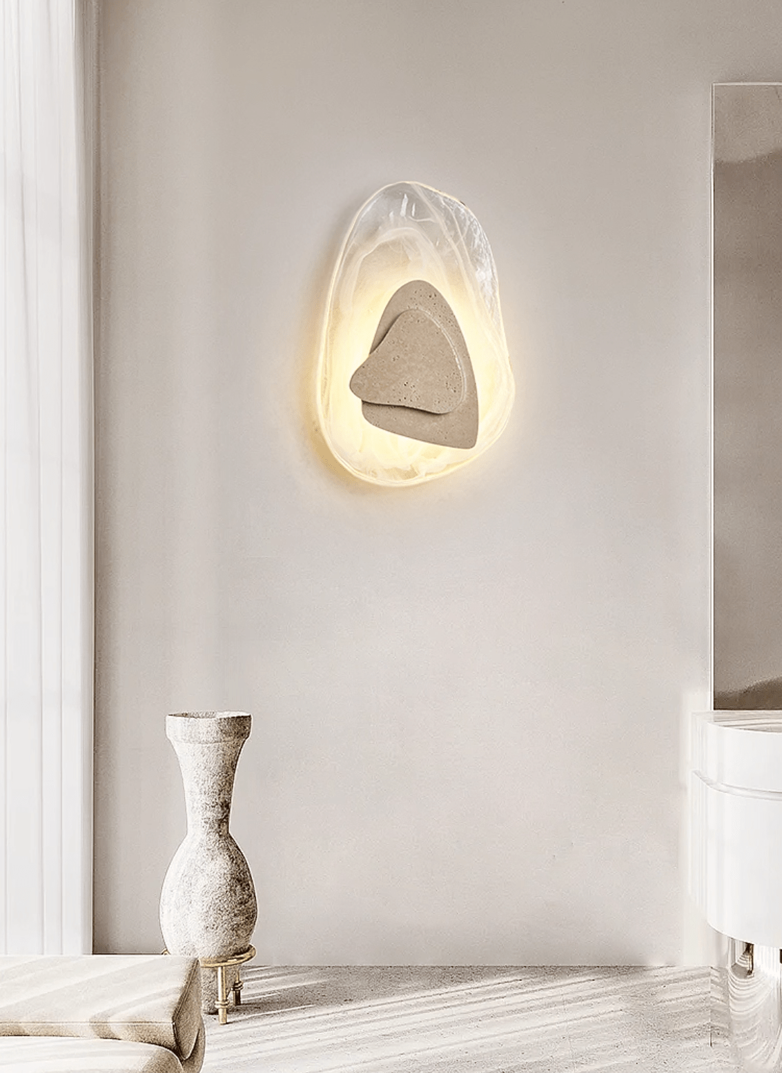 Eira Sconce - YIOSI
