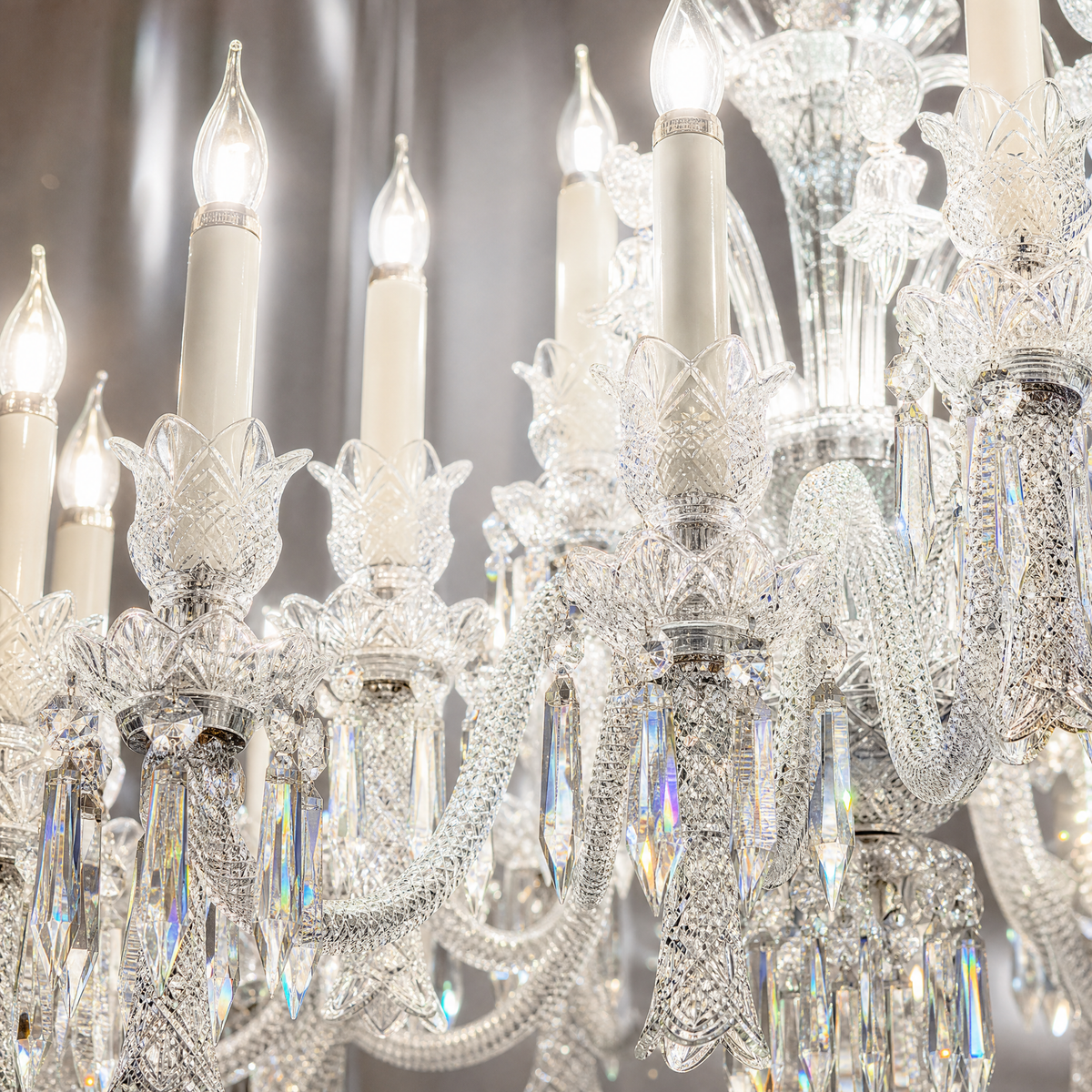 18-Light Candle Crystal Glass Chandelier
