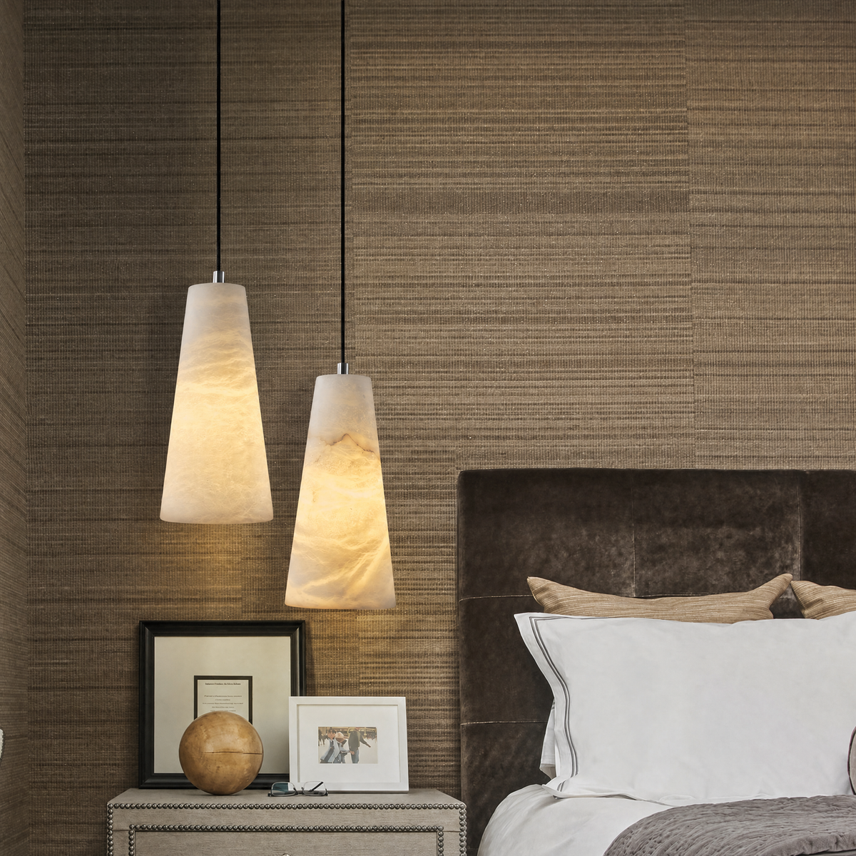 910 Cylindrical Alabaster Wall Lamp - Black Single - Change Supplier