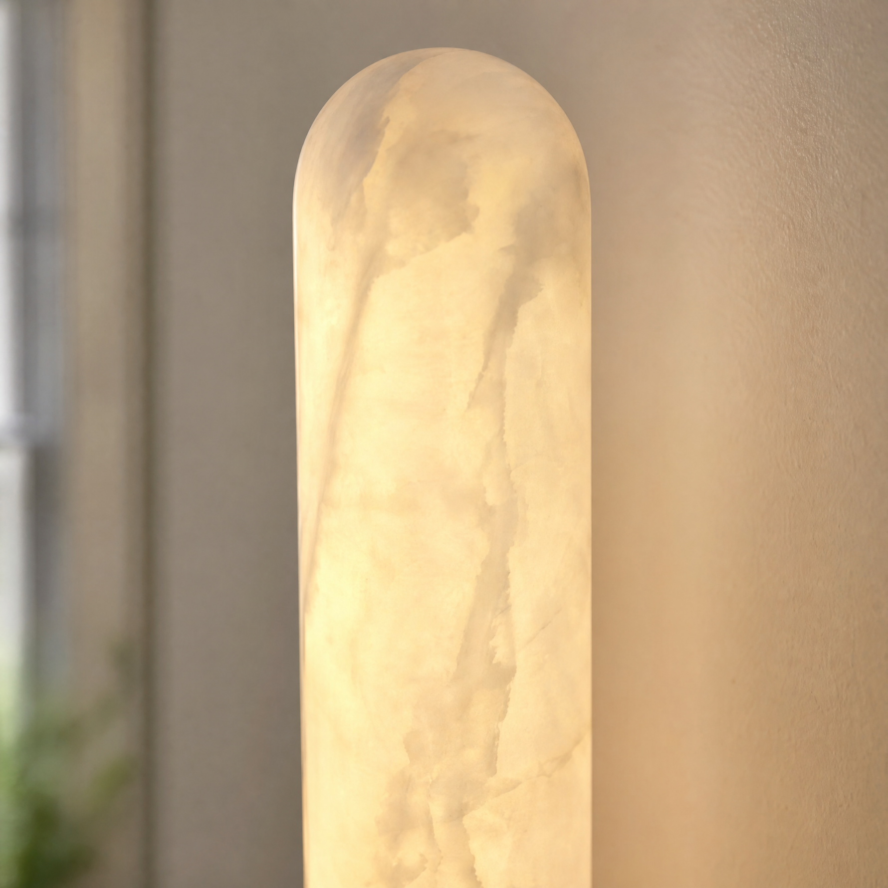Capsula Modern Alabaster Vertical Wall Sconce