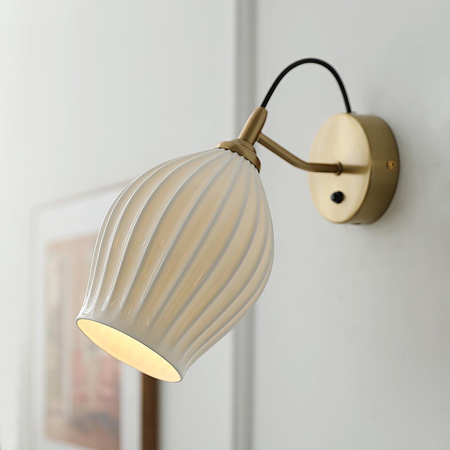 Ceramic Ribbed Wall light - YIOSI