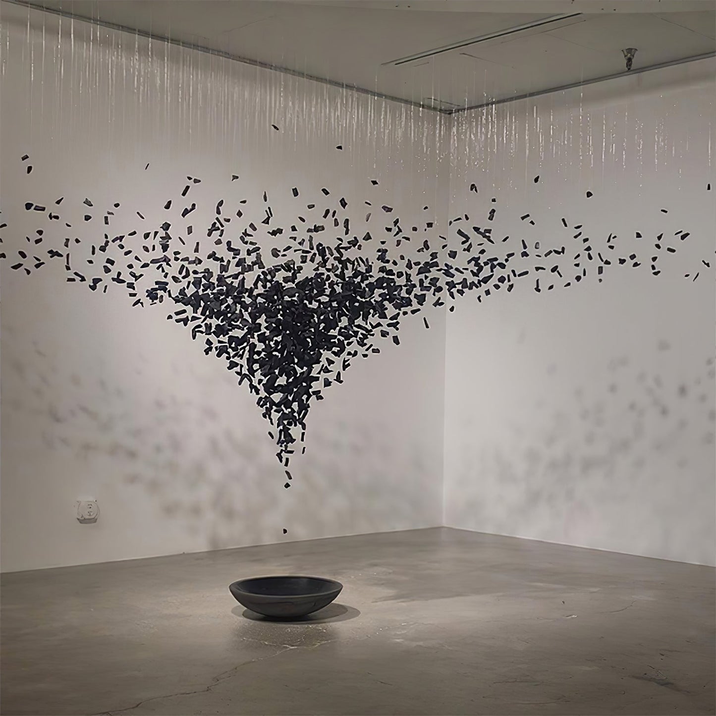 Charcoal Shape Hourglass Chandelier - YIOSI