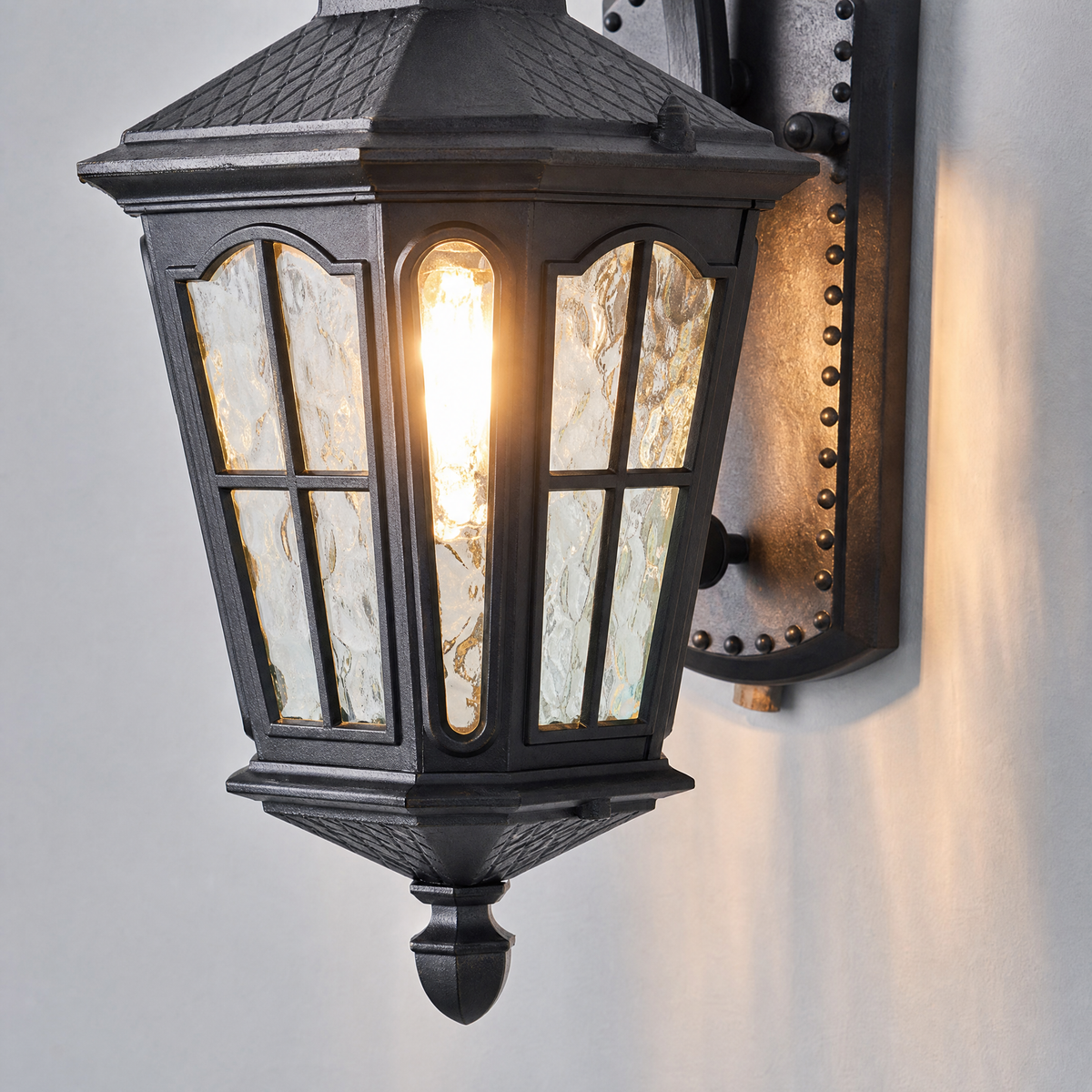 Classic Matte Black Cast Aluminum Outdoor Wall Lantern Sconce