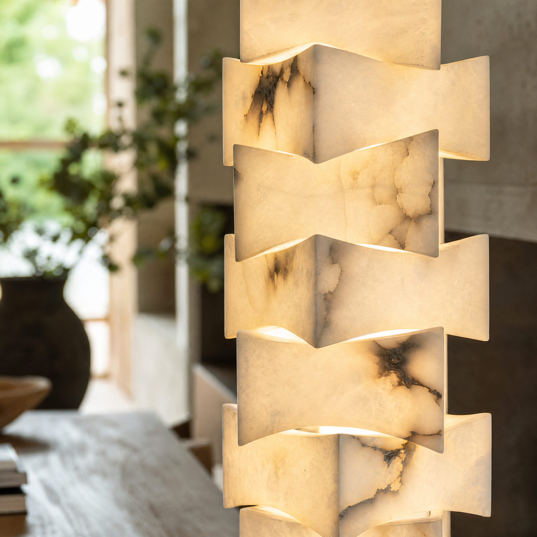 Colonna Alabaster Floor Lamp Modern