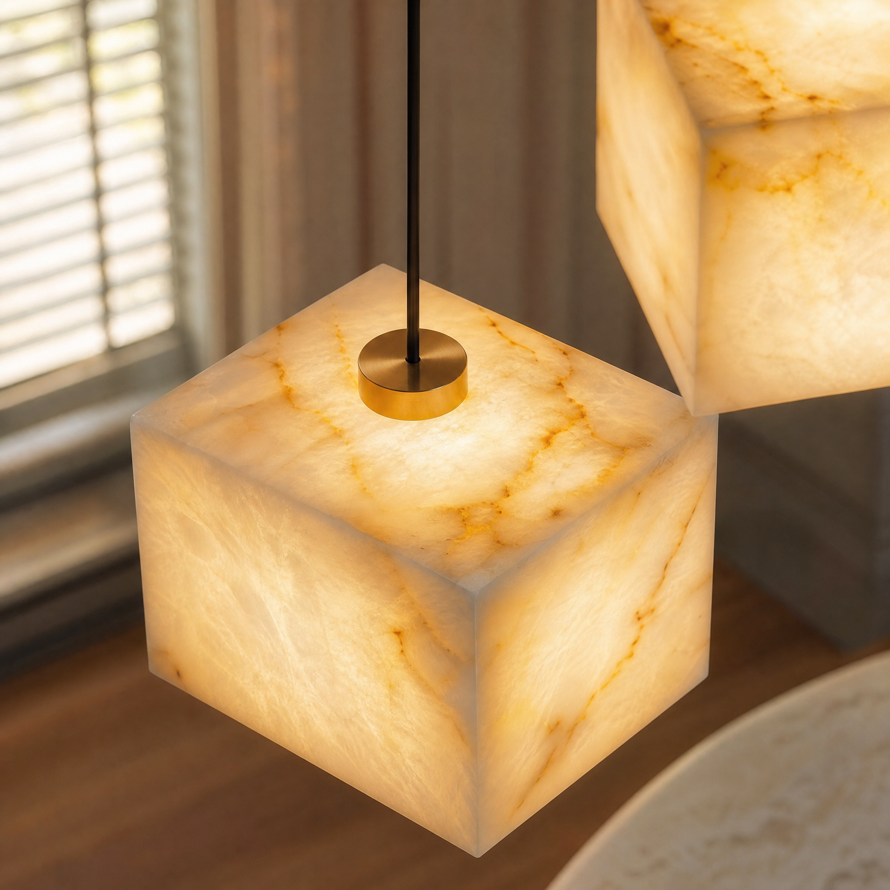 Cubo Modern Cluster Alabaster Pendant Light