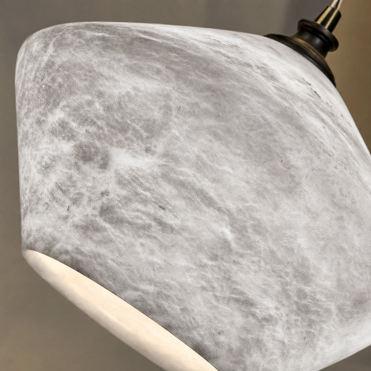 Diamond Pendant Alabaster