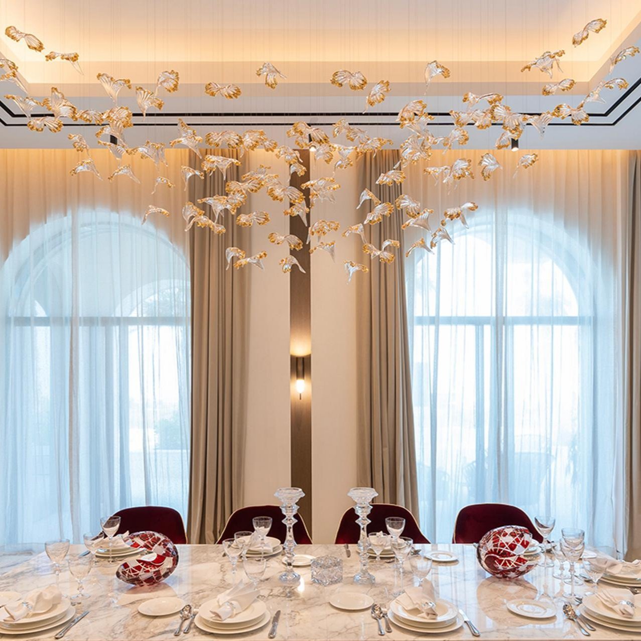 Frosted Petals Frozen Chandelier - YIOSI