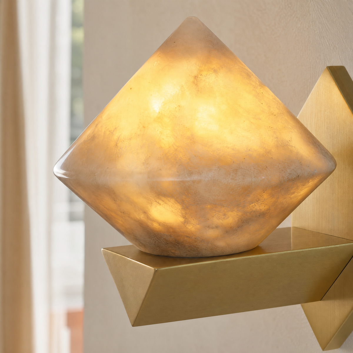Geo Crystal Diamond Facet Alabaster Wall Sconce