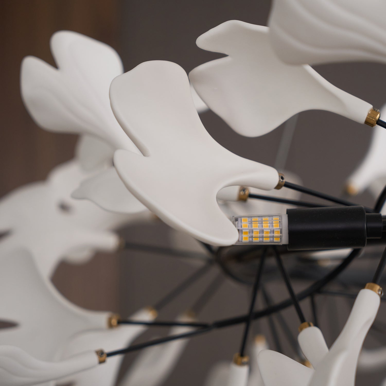 Gingko Chandelier O Luxury Ceramic Leaf Ceiling Light