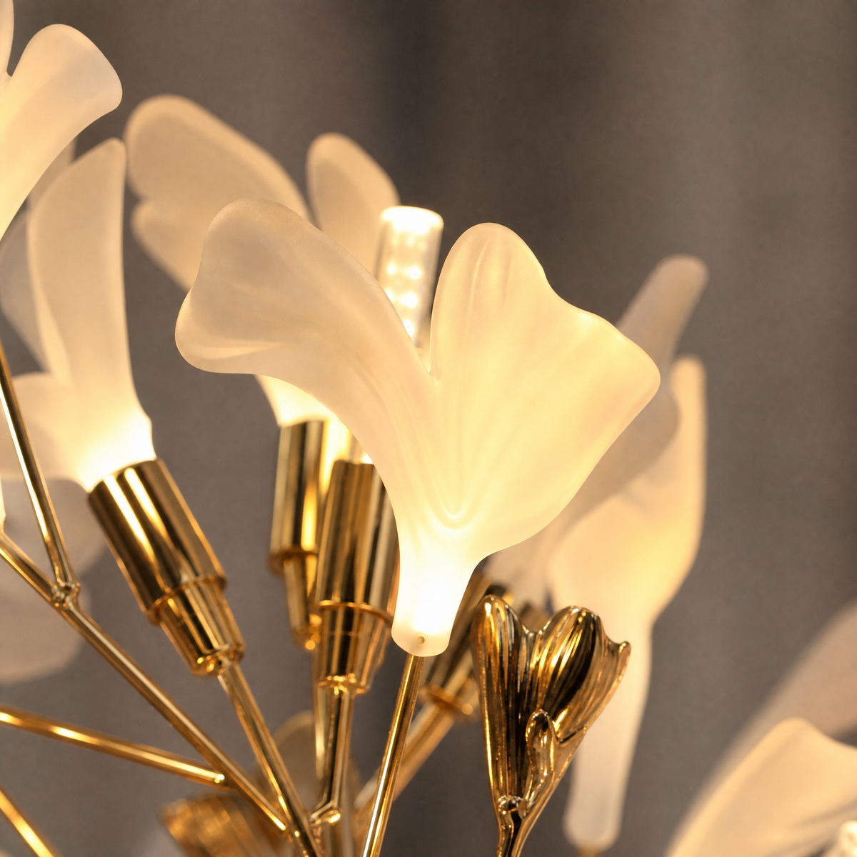 Ginkgo Leaf Floor Lamp with Ceramic Leaves and Gold Branch Stem