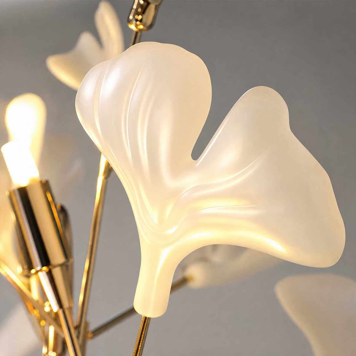 Ginkgo Leaf Floor Lamp with Ceramic Leaves and Gold Branch Stem