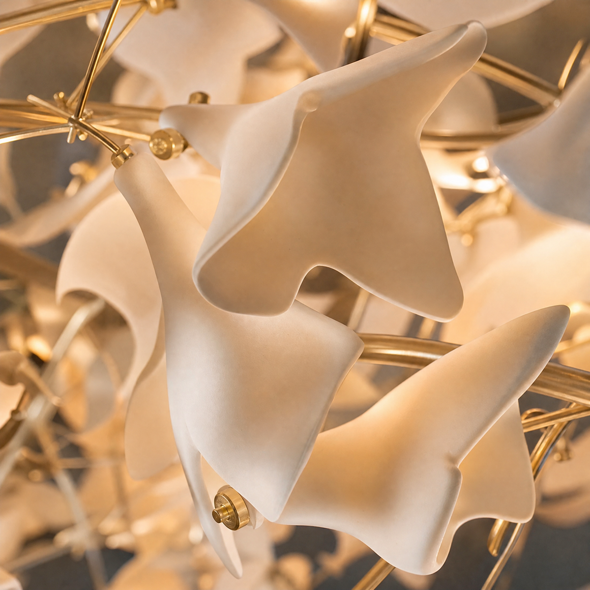 Ginkgo Leaf Linear Chandelier with Mixed Ceramic Leaves for Dining Room Kitchen Island