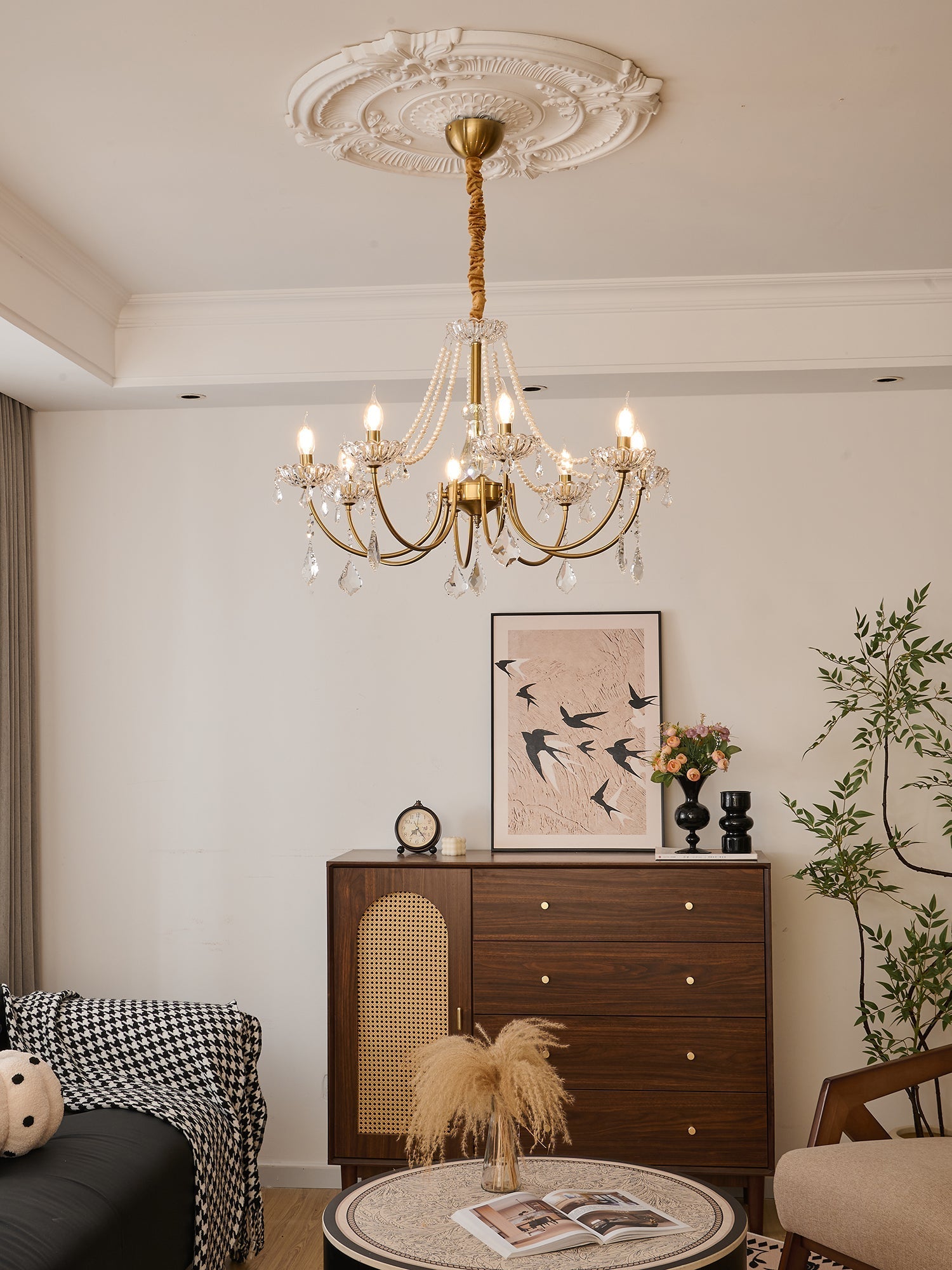 Glamour Pearl Crystal Chandelier with Gold Frame and Clear Shades