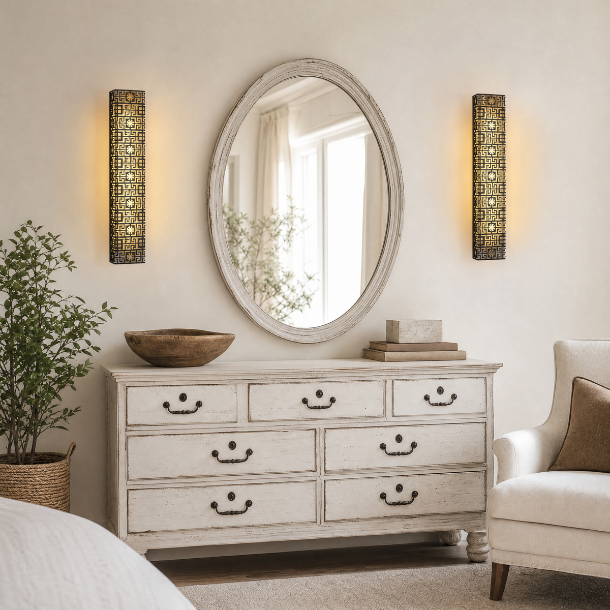 Lantern Box Chinoiserie Lattice Alabaster Wall Sconce