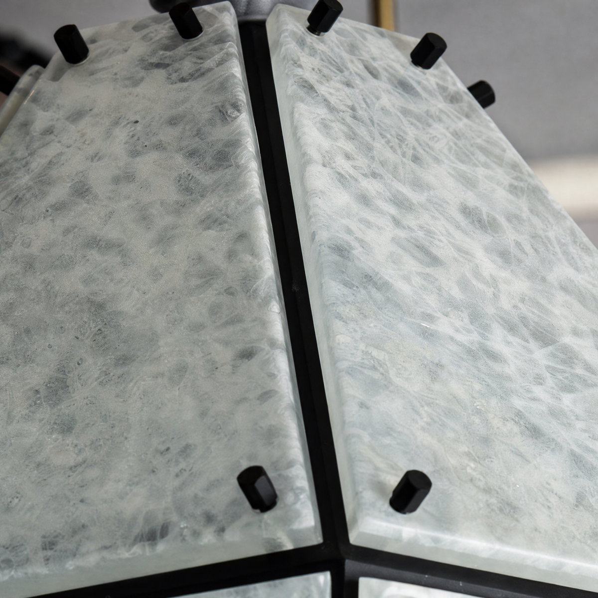 Modern Pendant Light Organic Modern Stone-Look Metal for Kitchen Dining Room