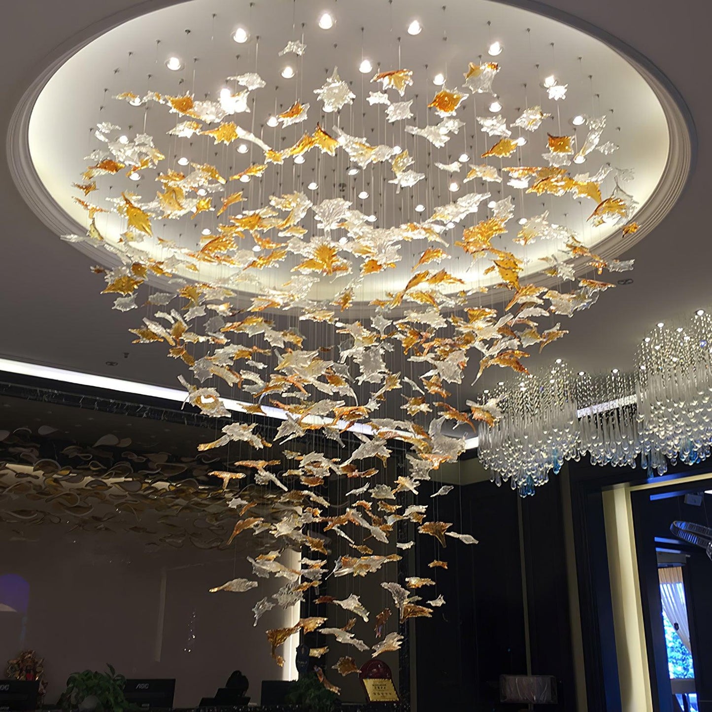 Multicolor Crystal Maple Leaf Chandelier - YIOSI