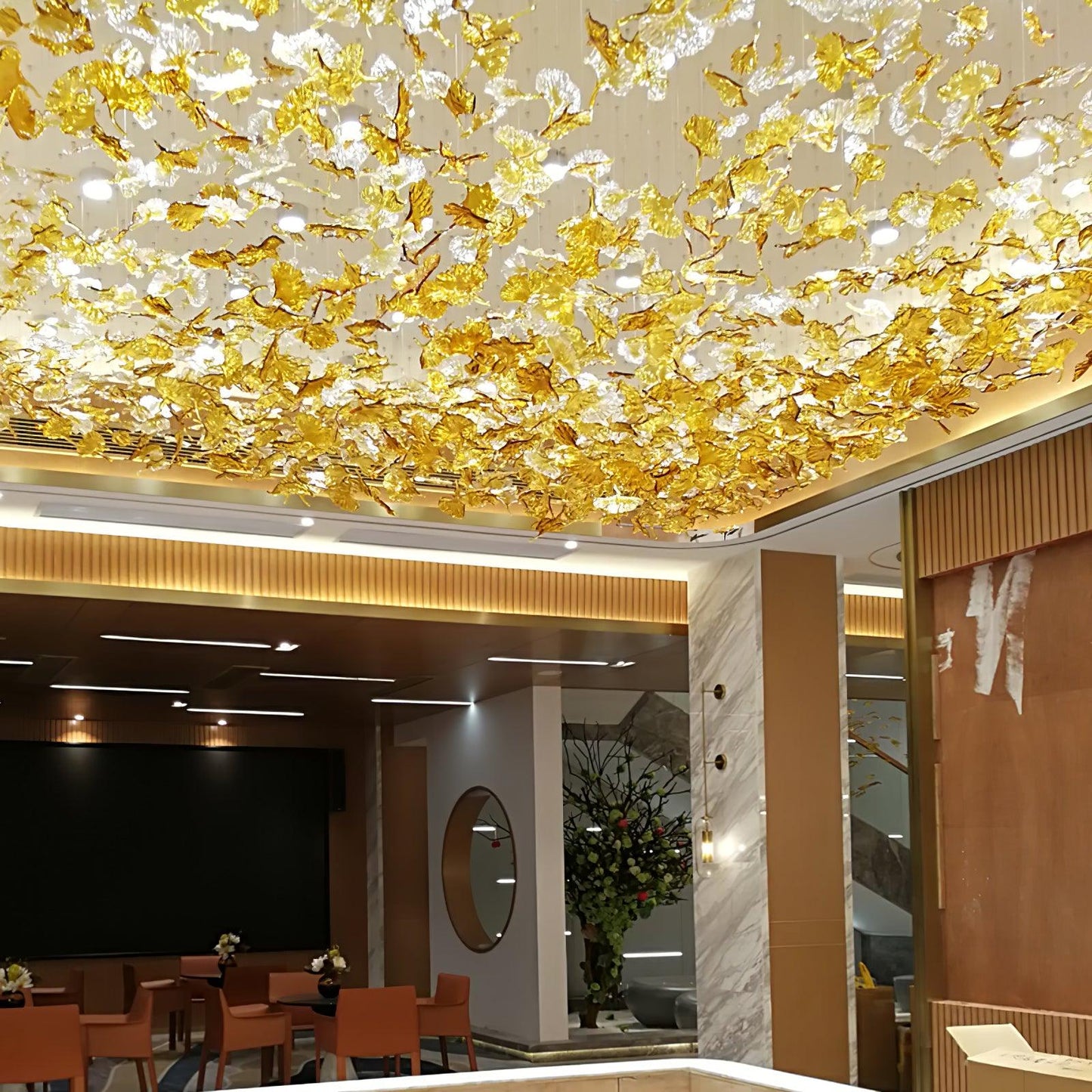 Multicolor Crystal Maple Leaf Chandelier - YIOSI