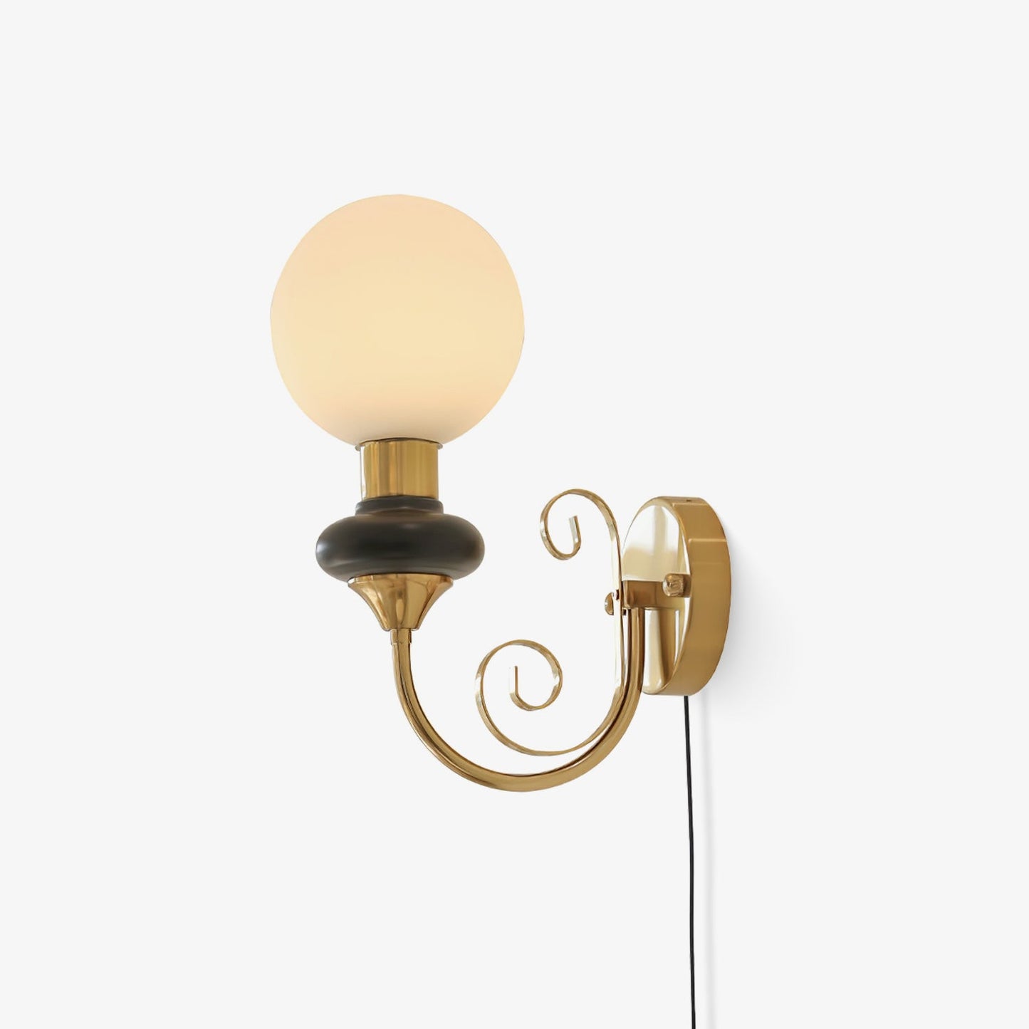 Onyx Plug - in Wall Lamp - YIOSI