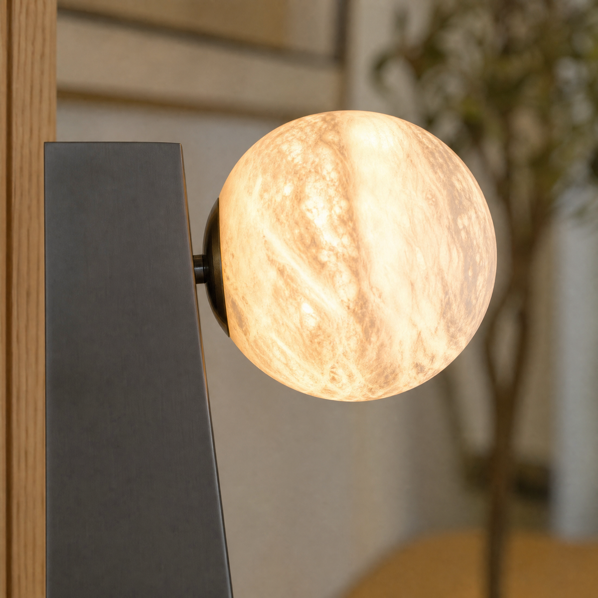 Orbita Modern Alabaster Table Lamp