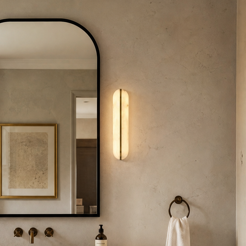 Ovale Modern Alabaster Linear Wall Sconce