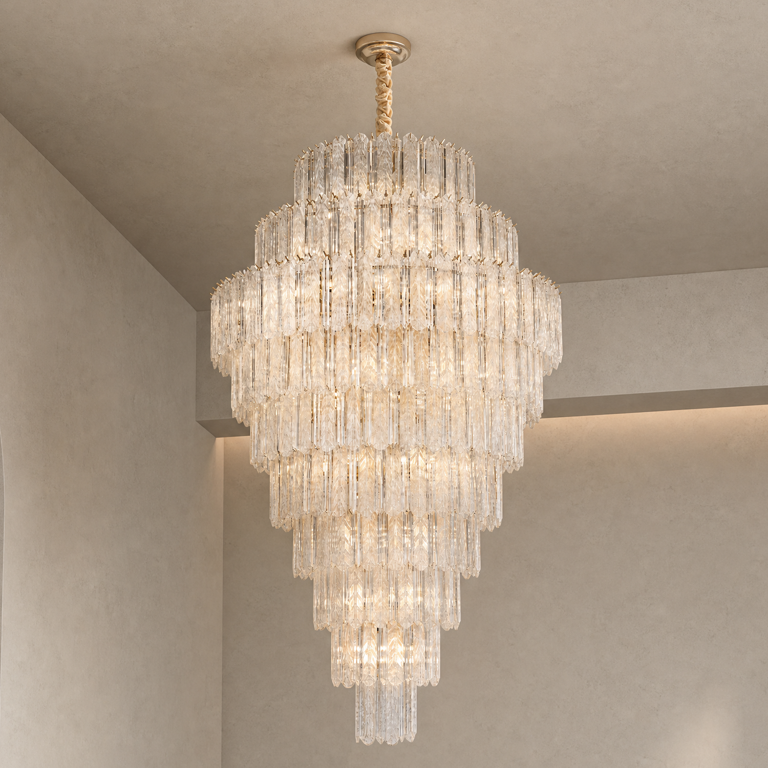 Quadro Glass Rod Crown Chandelier