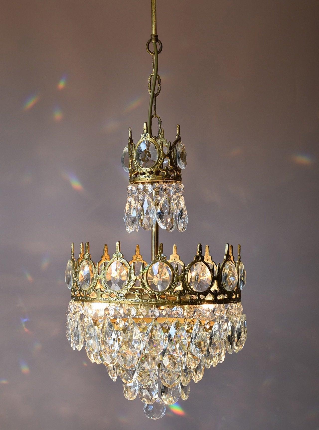Vintage Crystal Chandelier - YIOSI