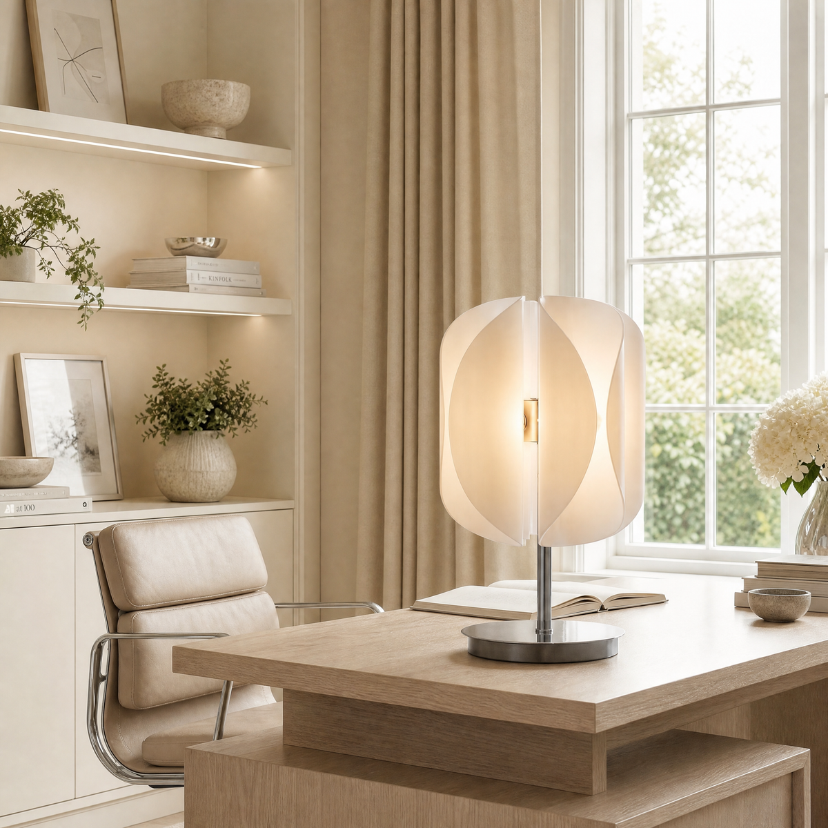 Yiosi Phantom Glass Table Lamp