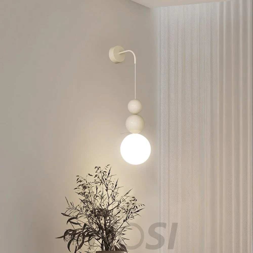 Acrylic Three Ball Wall Sconce - Cozy-1-Yiosilamp