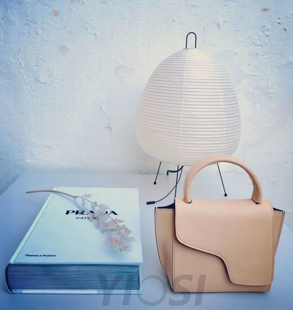 Akari Paper Round Table Lamp - Yiosilamp