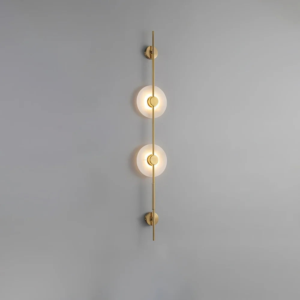 Alabaster Orb Vertical Wall Sconce - Yiosilamp