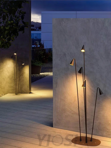 Bellflower Floor Lamp for Outdoor Arrow - Geometry-1-Yiosilamp