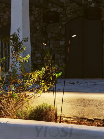 Bellflower Floor Lamp for Outdoor Arrow - Geometry-1-Yiosilamp