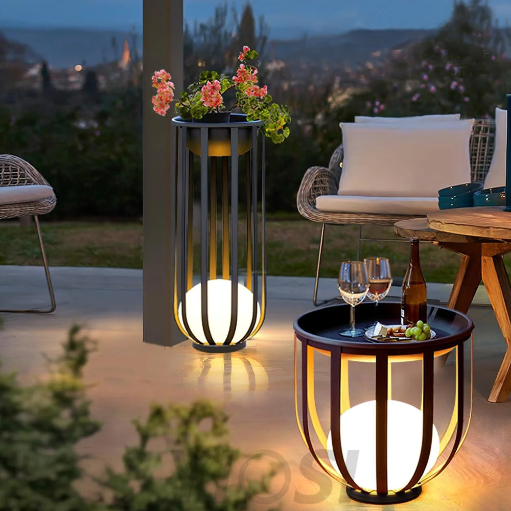 Bols Black Outdoor Floor Lamp with Solar Panel - Metallic Meshwork-1-Yiosilamp