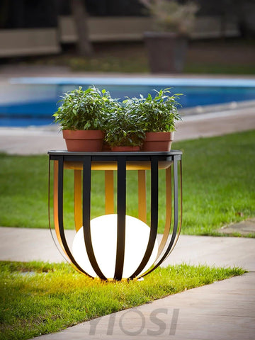 Bols Black Outdoor Floor Lamp with Solar Panel - Metallic Meshwork-1-Yiosilamp