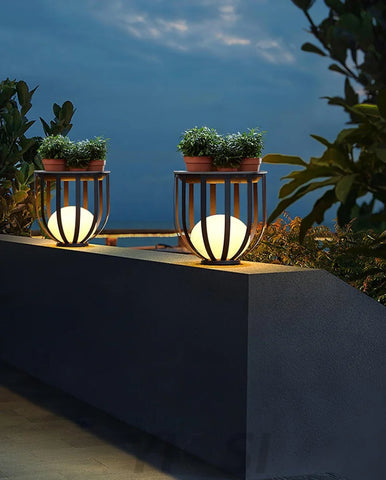 Bols Black Outdoor Floor Lamp with Solar Panel - Metallic Meshwork-1-Yiosilamp