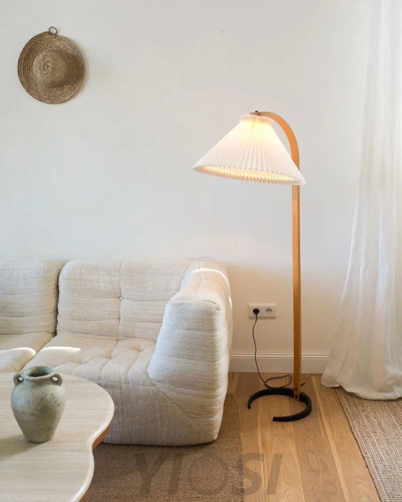 Caprany Floor Lamp - Drapery-1-Yiosilamp