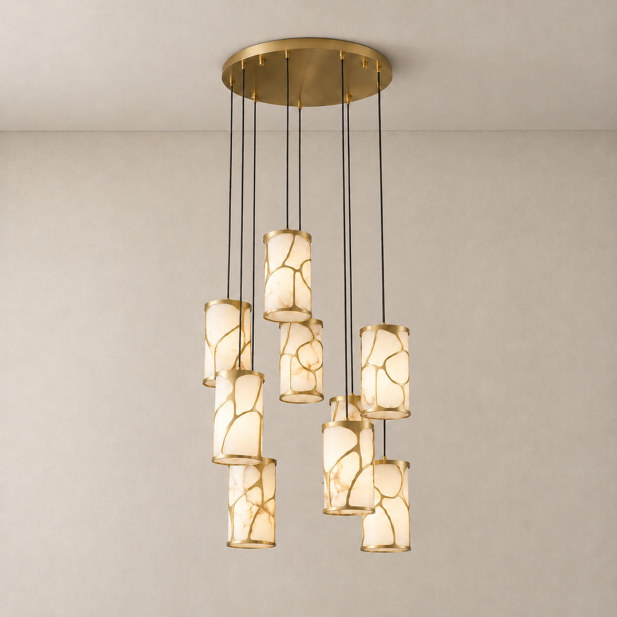 Cascata Modern Cluster Pendant Light – lights on