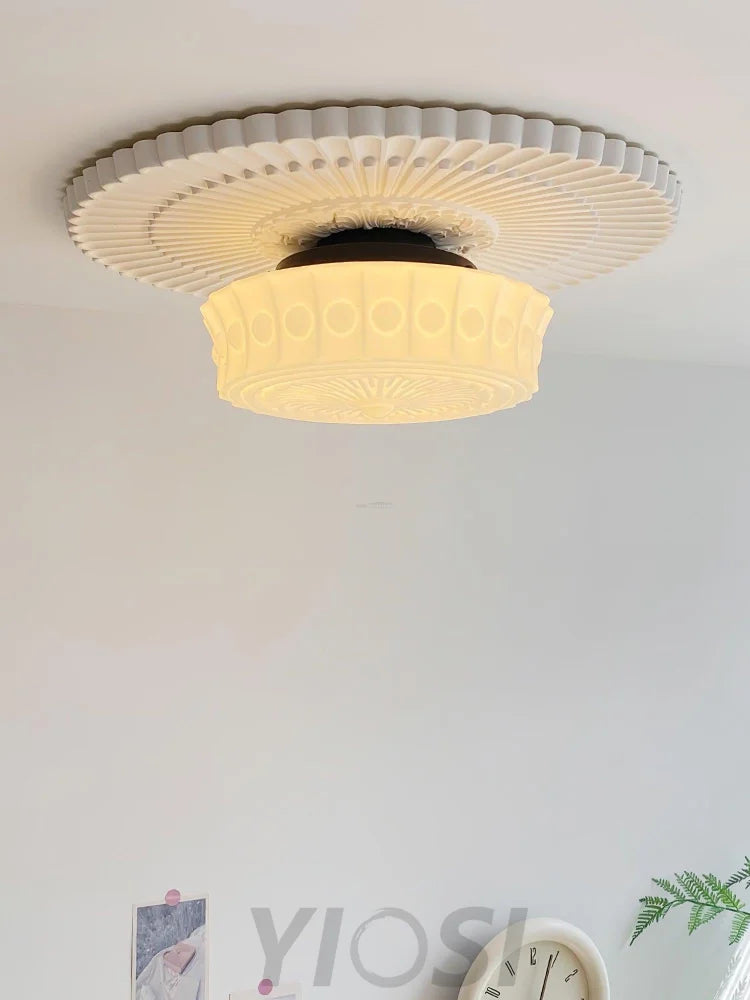 Charles Edwards Flush Mount - Yiosilamp