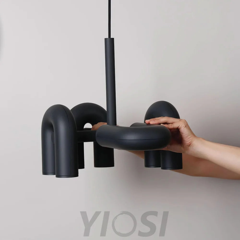 Cirkus Black Round/Linear Chandelier - Yiosilamp