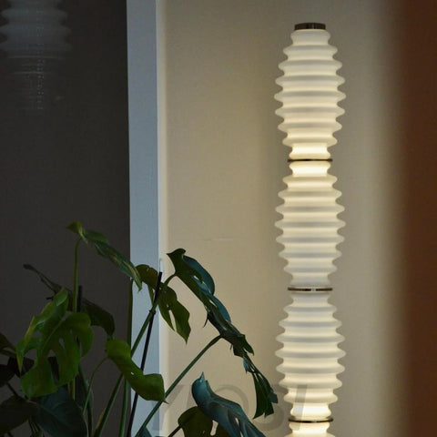 Collier Floor Lamp - Pillar-1-Yiosilamp