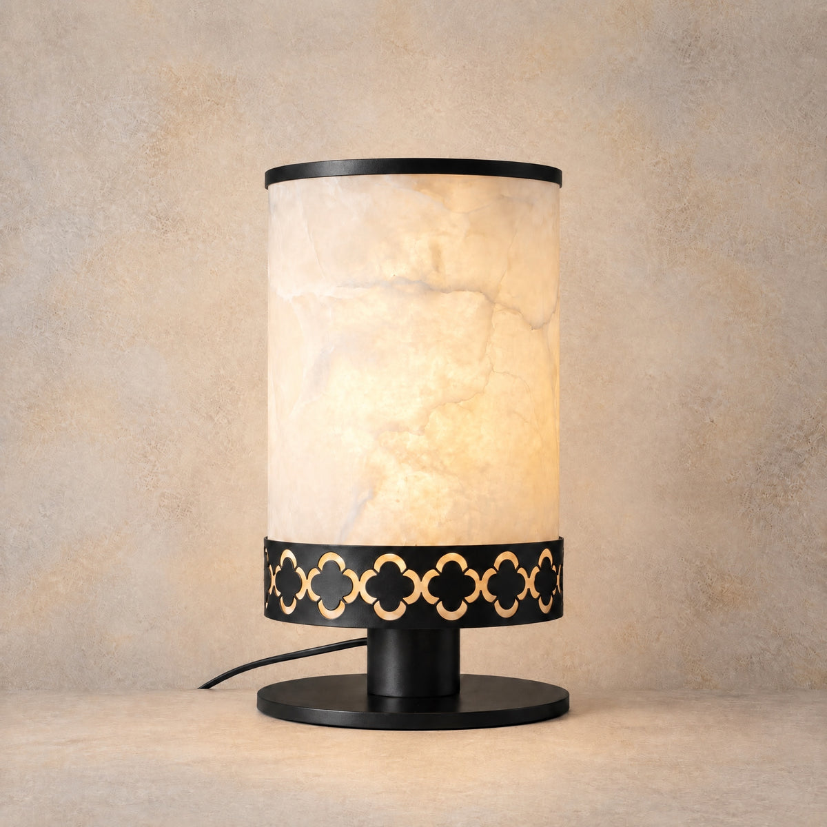 Colonna Modern Alabaster Table Lamp