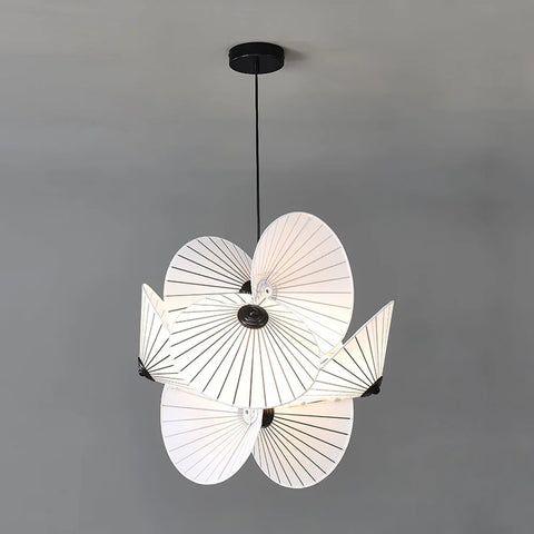 Cory Scalloped Pendant ∅ 18.1″ x H 23.6″ / Dia 46cm x H 60cm / Black & White Pendant light