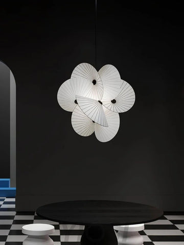 Cory Scalloped Pendant ∅ 18.1″ x H 23.6″ / Dia 46cm x H 60cm / Black & White Pendant light