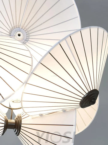 Cory Scalloped Pendant ∅ 18.1″ x H 23.6″ / Dia 46cm x H 60cm / Black & White Pendant light