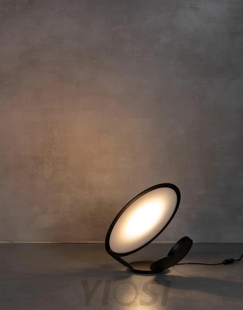 Cut Table Lamp ∅ 19.7″ - Cut-1-Yiosilamp