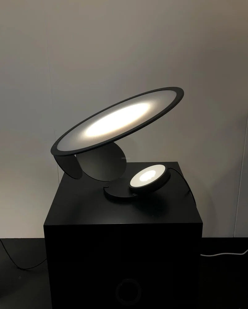 Cut Table Lamp ∅ 19.7″ - Cut-1-Yiosilamp