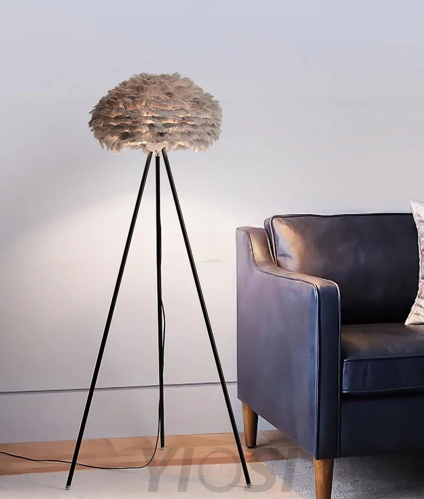 Eos Feather Floor Lamp  ∅ 19.6″ - Feather-1-Yiosilamp