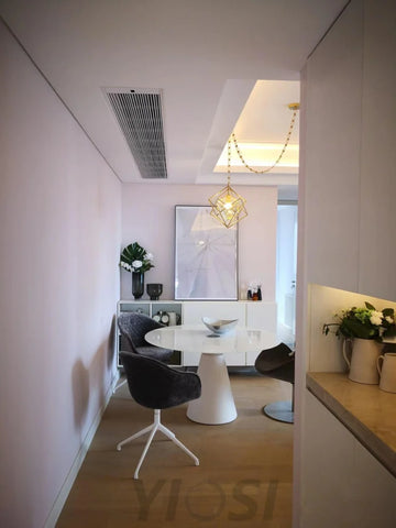 Epic Pendant ∅ 12.8″ x H 12.8″ / Dia 32.5cm x H 32.5cm / Brass Pendant light